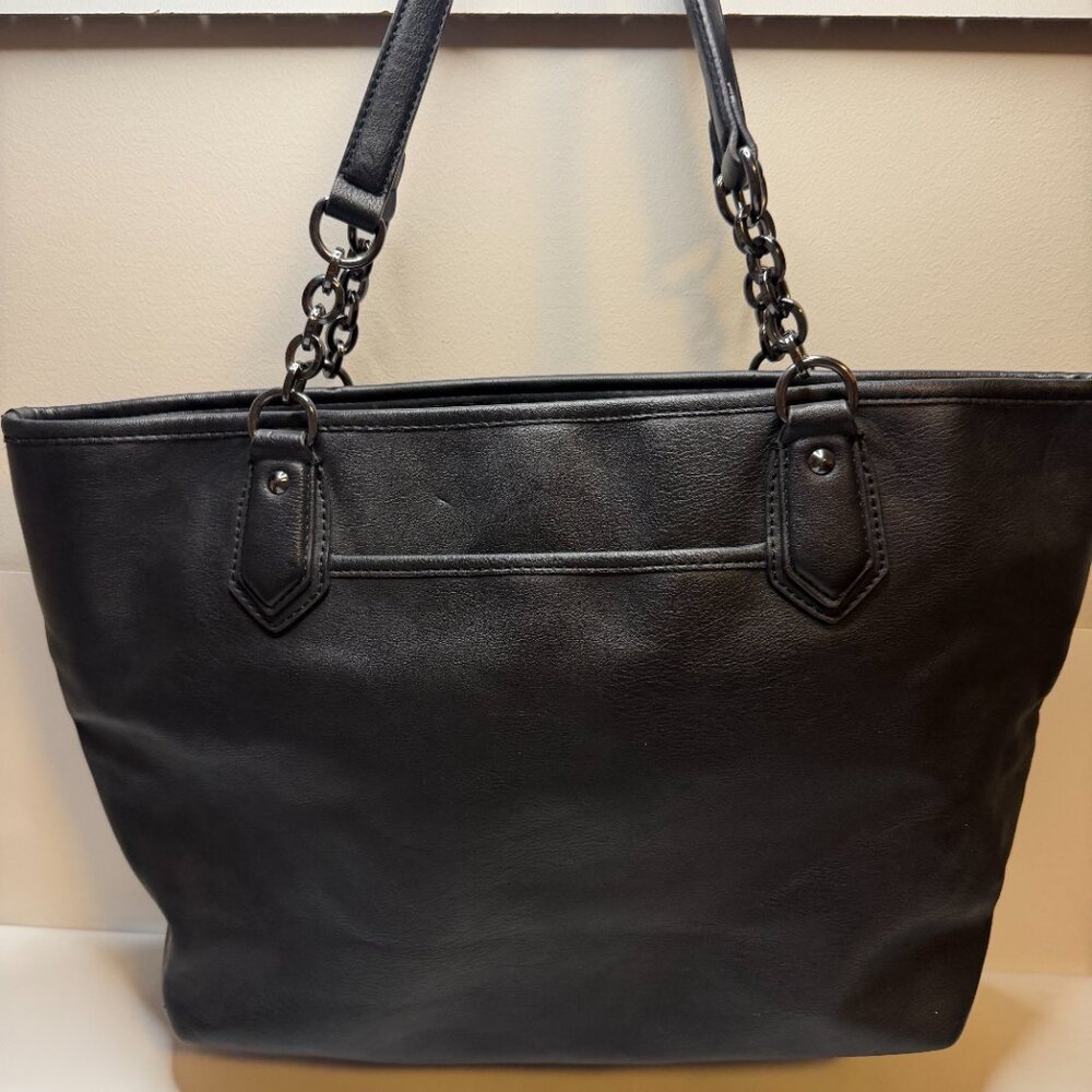 Simply Vera Black Shoulder Bag – Chain Strap Detail - Picture 9 of 9